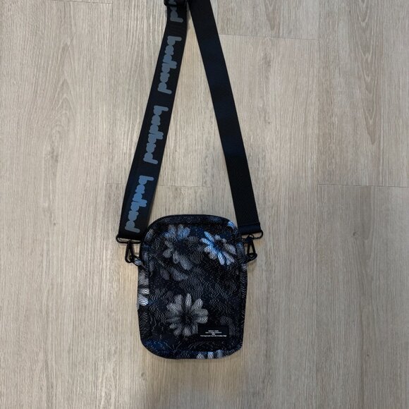 badbad "Not Drugs" Crossbody Shoulder Bag – Black – New - Picture 4 of 5